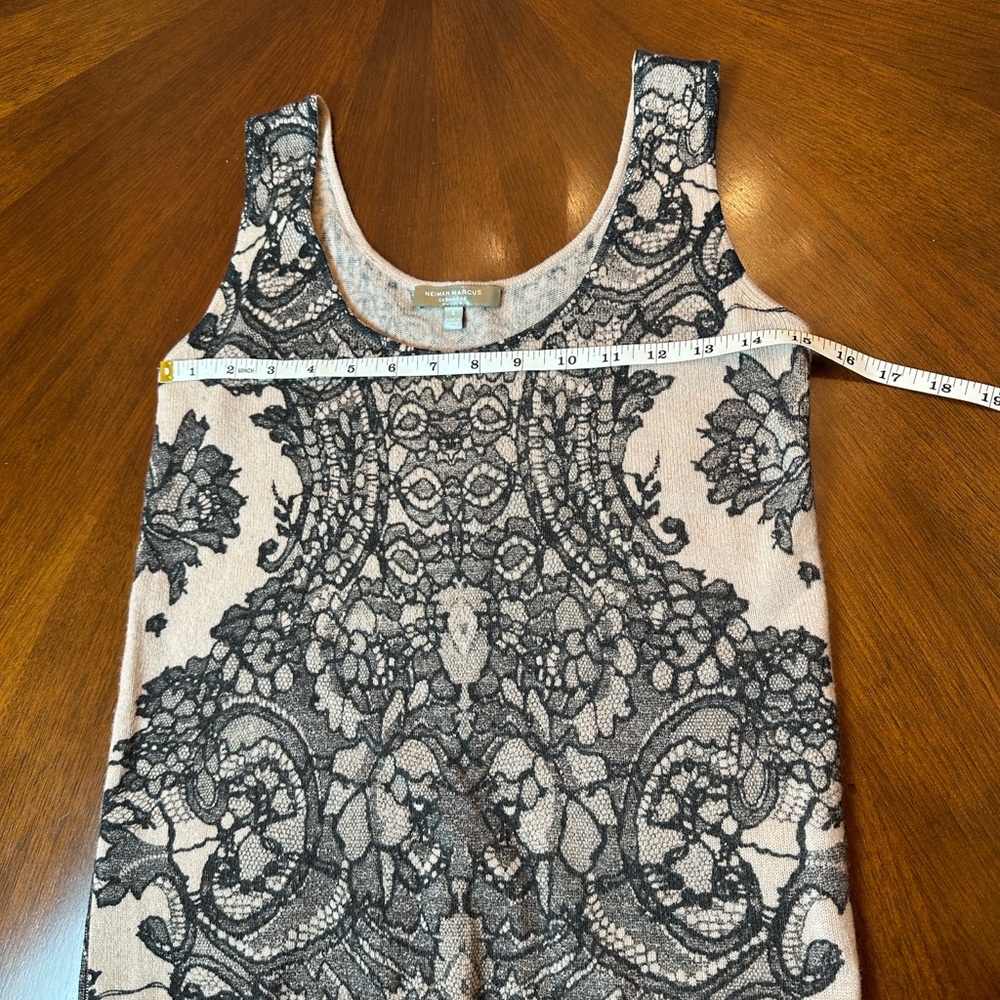 Neiman Marcus Cashmere Black and Cream Lace Design Top - Picture 8 of 8